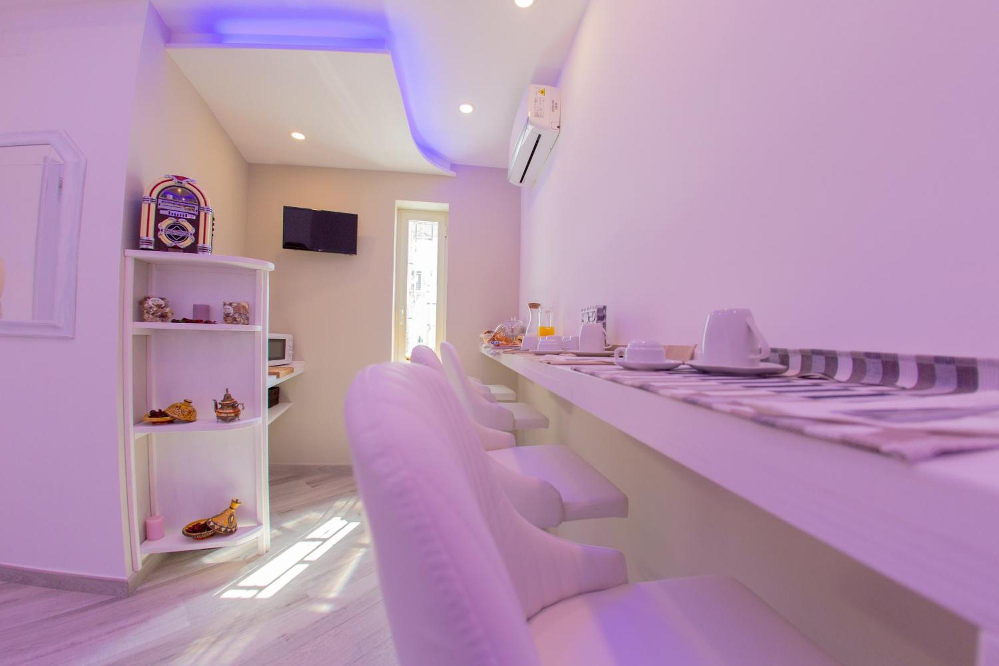 Civico 364 Bed and Breakfast Νάπολη Εξωτερικό φωτογραφία
